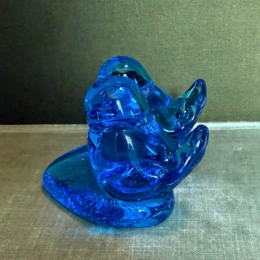 • Bluebirds of Happiness • Heart Base • Signed Leo Ward 1989 - Picture 4 of 12